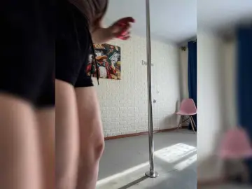 -MaybeBaby-  live sex cam