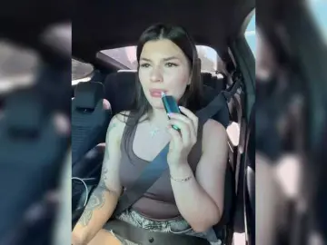 -MaybeBaby-  live sex cam