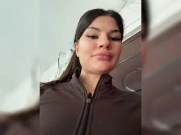 -MaybeBaby-  live sex cam