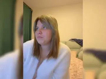 Aksinia09-05  live sex cam