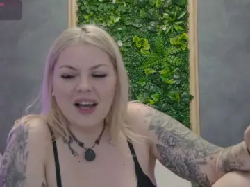 AlissaVox  live sex cam