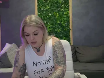 AlissaVox  live sex cam