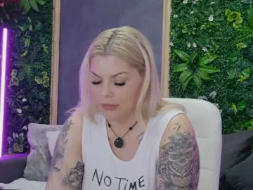 AlissaVox  live sex cam