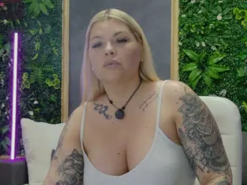 AlissaVox  live sex cam
