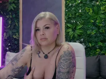 AlissaVox  live sex cam
