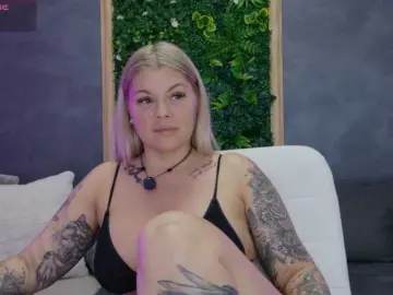 AlissaVox  live sex cam