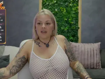 AlissaVox  live sex cam