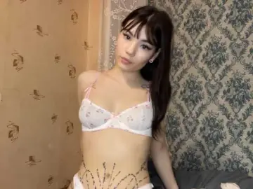 GennyVowels  live sex cam