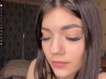 GennyVowels  live sex cam