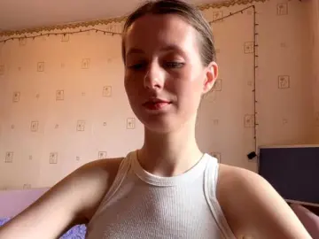 JacqueMcumber  live sex cam