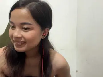 MaganAveni  live sex cam