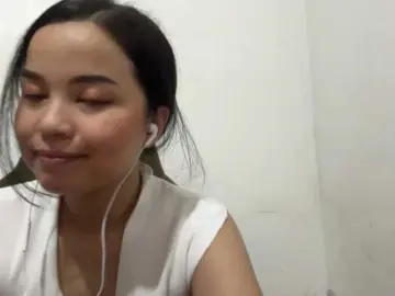 MaganAveni  live sex cam