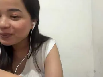 MaganAveni  live sex cam