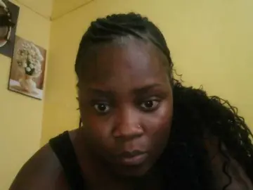 Sexxy-apple  live sex cam