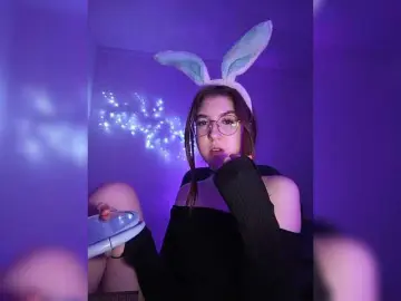 Sweet-Astarte  live sex cam