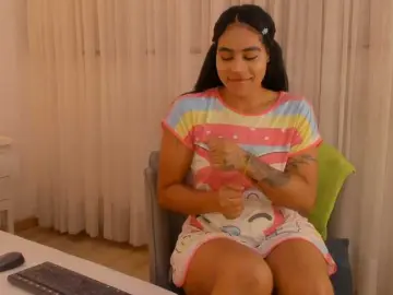 Ribylove  live sex cam