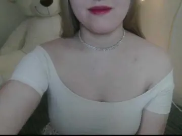 -Sweet-smile-  live sex cam