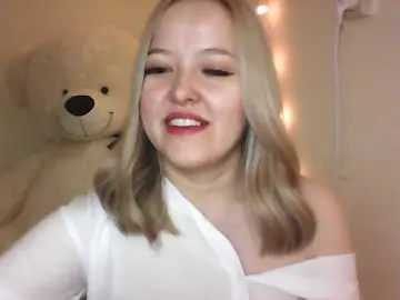 -Sweet-smile-  live sex cam