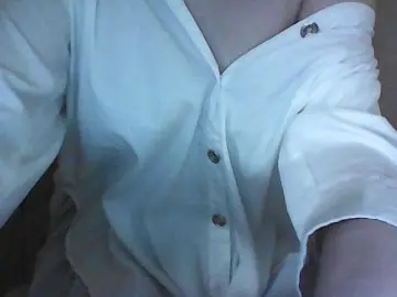 -Sweet-smile-  live sex cam