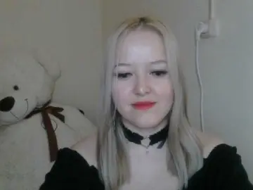 -Sweet-smile-  live sex cam