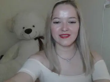 -Sweet-smile-  live sex cam