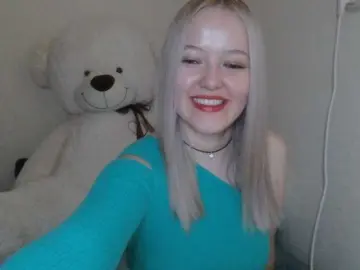 -Sweet-smile-  live sex cam