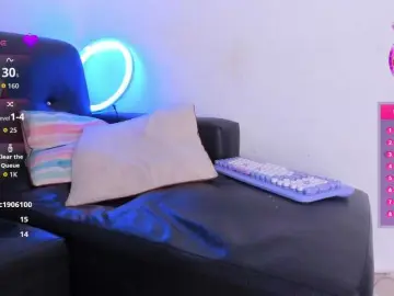 AdairaWealth  live sex cam