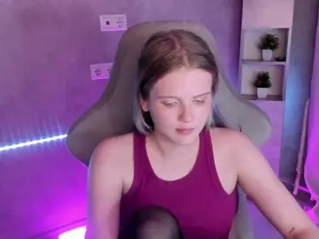 Alisa-Allison  live sex cam
