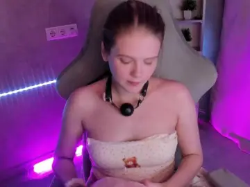 Alisa-Allison  live sex cam