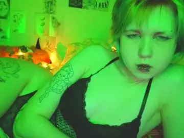 CarolineRichter  live sex cam
