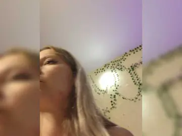 Darina24  live sex cam