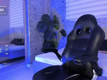 MeganBlazze  live sex cam