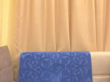 Onebigkiss  live sex cam