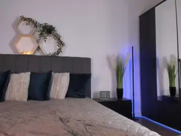 Raisa1gee  live sex cam