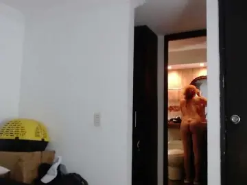 Aliceparcket  live sex cam
