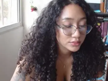 Clitia-xx  live sex cam