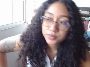 Clitia-xx  live sex cam