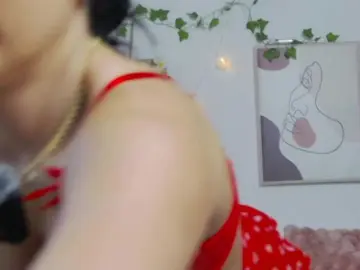 Melanieelovv  live sex cam