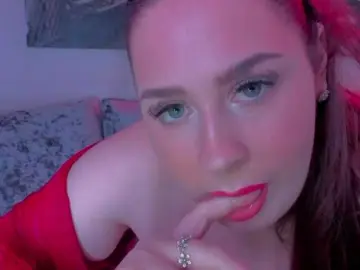 Summerzbrownz  live sex cam