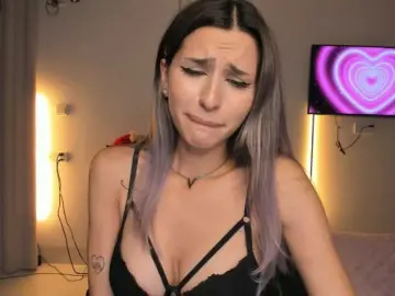 Ariella777  live sex cam