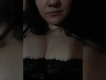 Flowerlily  live sex cam
