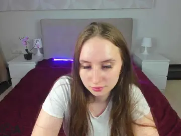 KiraSweet  live sex cam