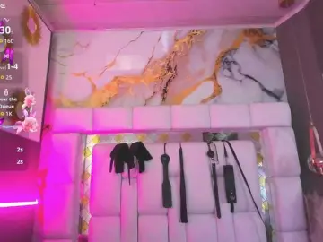 Natasha-Adams  live sex cam