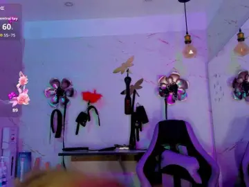 Natasha-Adams  live sex cam