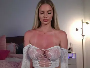 NicoleSarahX  live sex cam