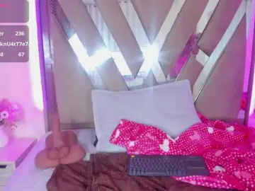 Casey-lorens  live sex cam