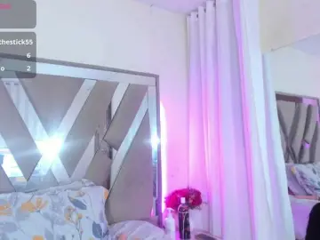 Casey-lorens  live sex cam