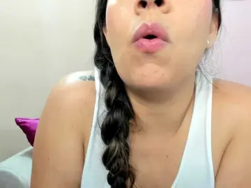 Flowerloto  live sex cam