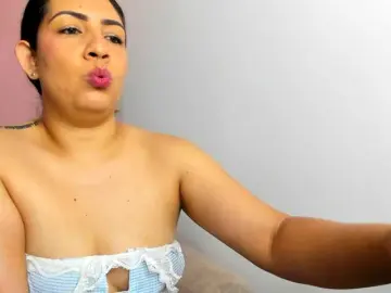 Flowerloto  live sex cam