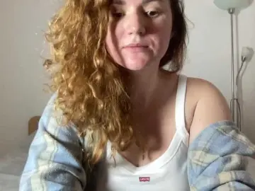 Foxyandclassy  live sex cam